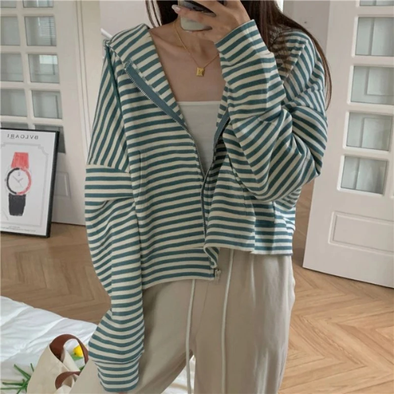 New Striped Thin Zipper High Street Jacket Spring Autumn Long Sleeve Loose Youth Fashion Short Tops Casual Korean Women Clothing