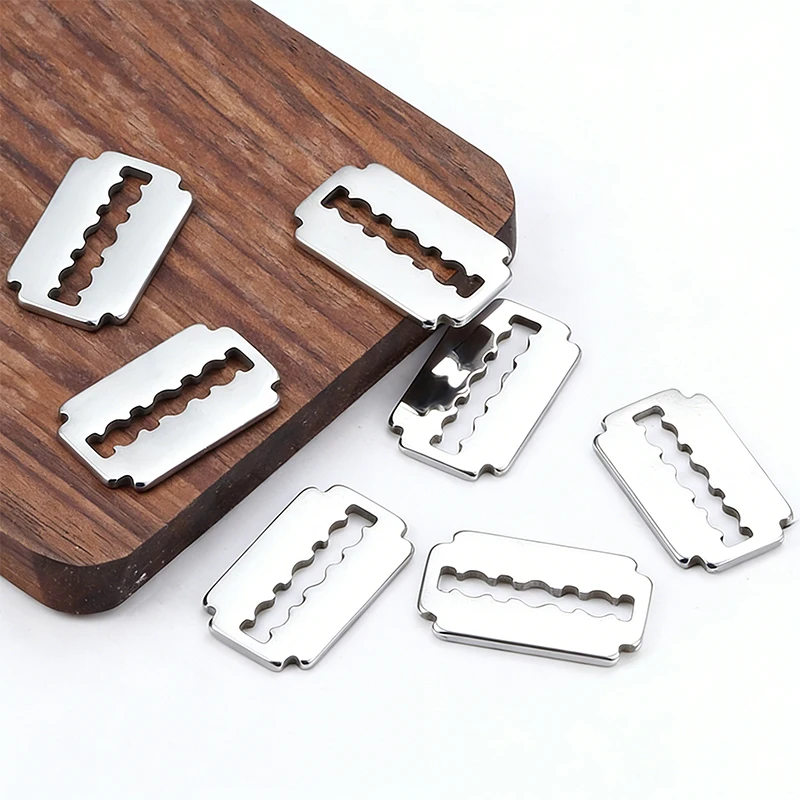 

Stainless Steel Razor Blades Pendants Male Shaver Shape For Men DIY Jewelry Materials Bracelets Necklaces Making Findings