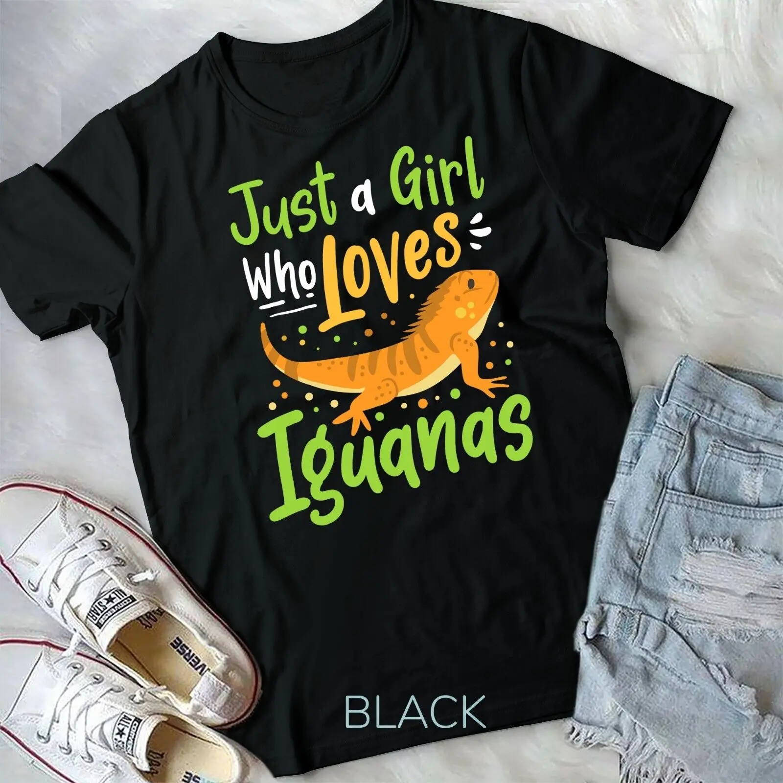 Iguana Lizard Just a Girl Who Loves Iguanas Gift Unisex T-shirt