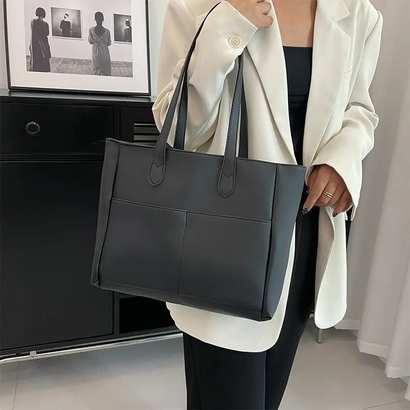 Spliced Large Capacity Fashion Casual Bag Handbag 2023 New Simple Solid Color One Shoulder Underarm Tote Bag