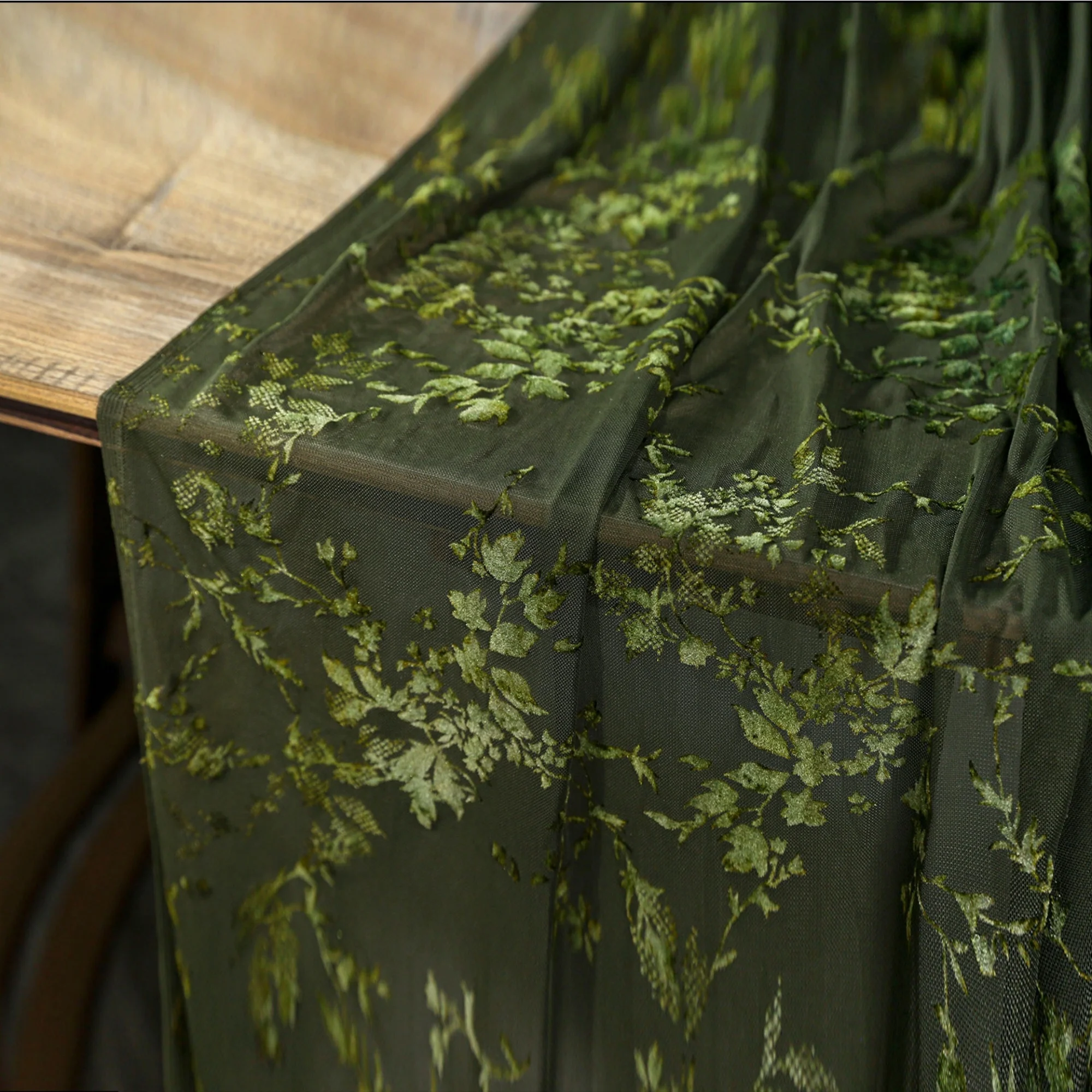 Tessuto in pizzo floccato verd - Velvet Fabric Embroidery recensione e prezzo