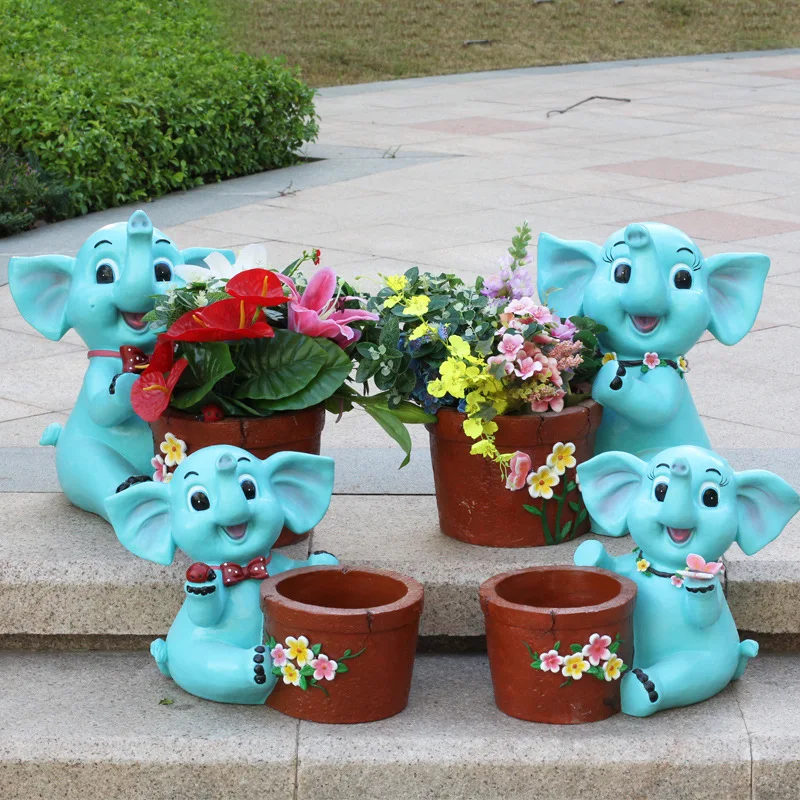 Cartoon rabbit flower pot ornament squirrel flower tank sculpture outdoor garden villa courtyard decoration garden landscape