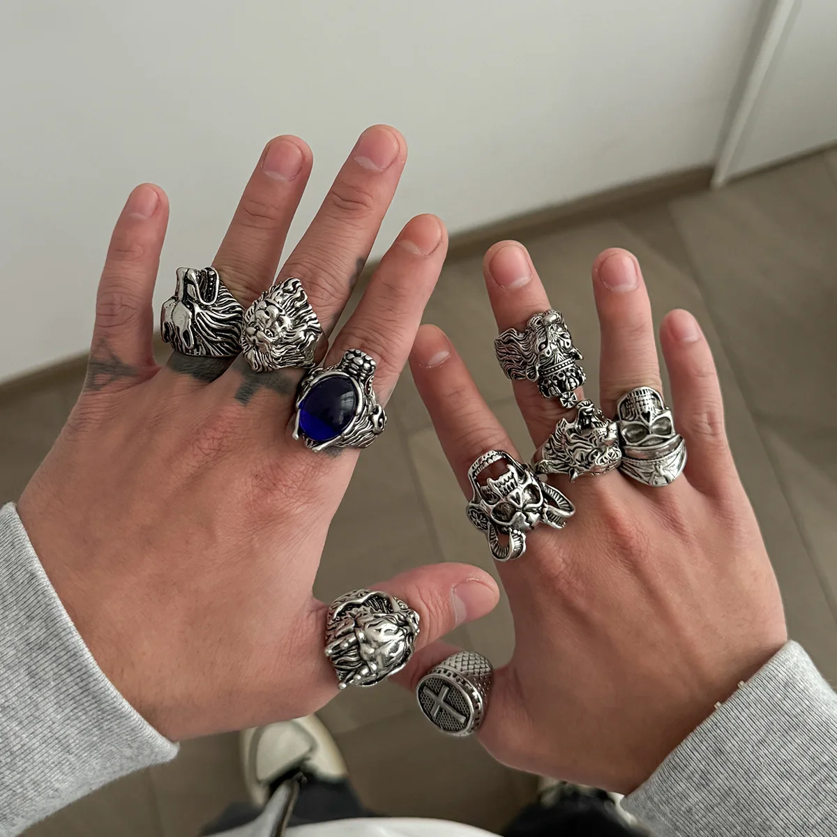 Dark Heavy Metal Skull Head Ring Male Trendy Personalized Hip Hop Diamond Set Cross border Men's Handmade
