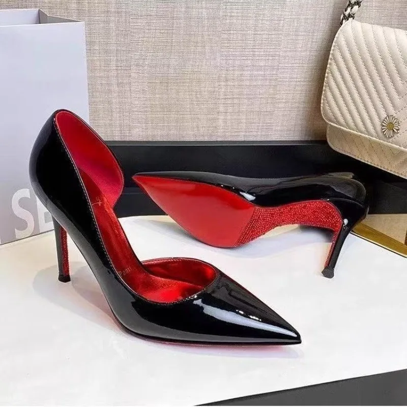 Escarpins élégants noirs à bout pointu pour femme, talons hauts de marque de luxe, semelles brillantes, chaussures sexy et tendance pour femme