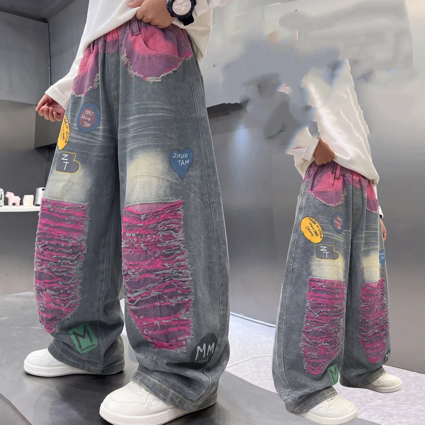 New Boys Girls Curved Jeans with Graffiti Digital Print for Unisex Kids Casual Denim Pants Streetwear Child Straight Fit Trouser