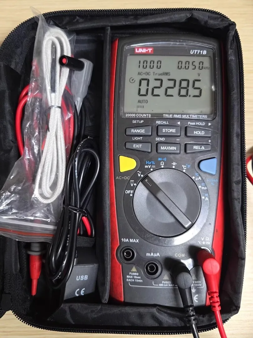 1pc UNI-T UT71B Intelligent Digital Multimeter LCD LCR Meter Electrical Multimetr*SY