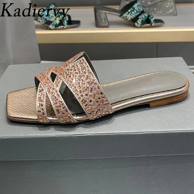 Klapki na lato kobieta luksusowe Rhinestone impreza sukienka buty kobiety Peep Toe slajdy kryształowy świecący wybieg kapcie kobiety