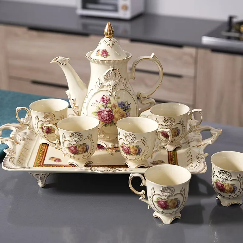 

Luxury Retro Style 200ml Ceramic Coffee Cup Set Porcelain Europe Design Tea Mug with Gift Box