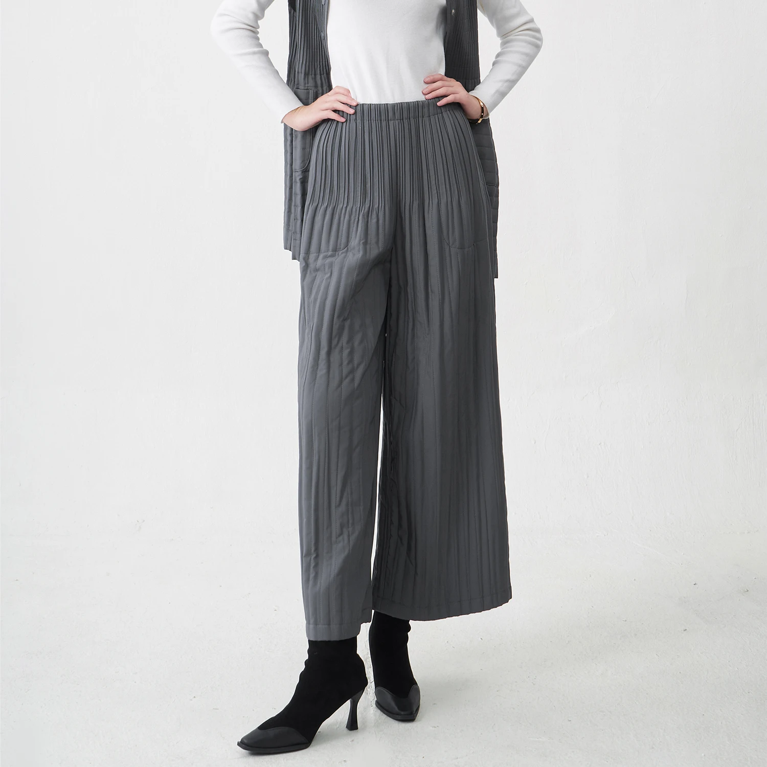 New Arrival 2025 Women's Fashion Pants Design Winter Cotton Pants High Quality Casual Wide Leg Pants