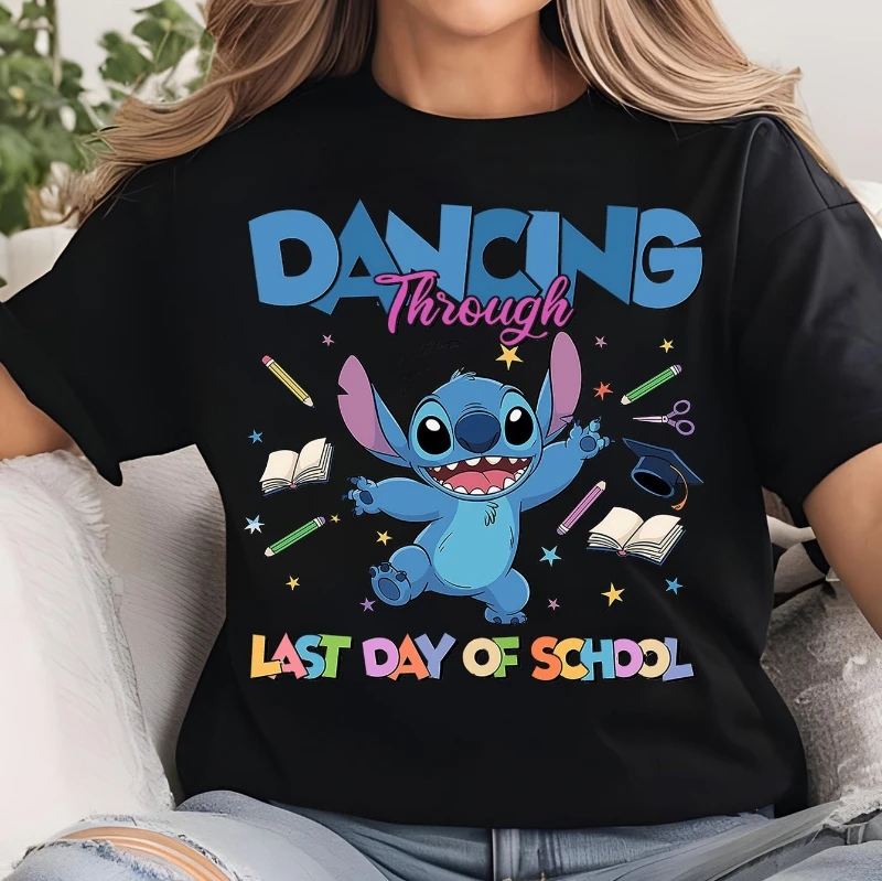 

Женская футболка с короткими рукавами Disney Stitch — рисунок «DANCING Through Last Day OF», свободный топ с красочным мультяшным принтом