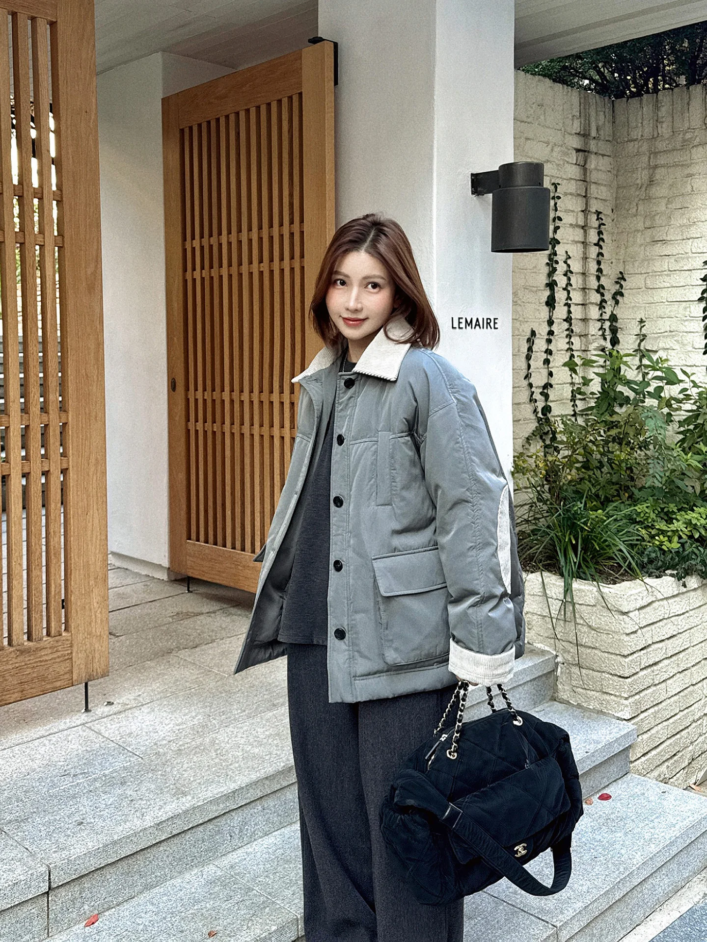 

Утепленная женская куртка из белого гусиного пуха, свободного кроя, с воротником-стойкой, водонепроницаемая, теплая, повседневная, с длинными рукавами, из вельвета