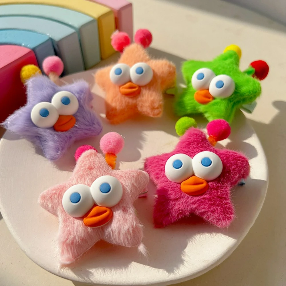 

Милая плюшевая заколка для волос со звездами, большими глазами и очаровательными губами. Очаровательная красочная заколка для волос для девочек. Модные аксессуары для волос.