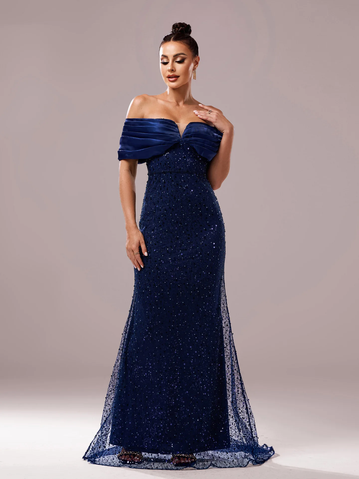 ثوب مسائي واحد oulder Bodycon مصممة بالترتر Fi Tail Dr عبر الحدود المرأة الجديدة Sle عالية الخصر محبوك Dr