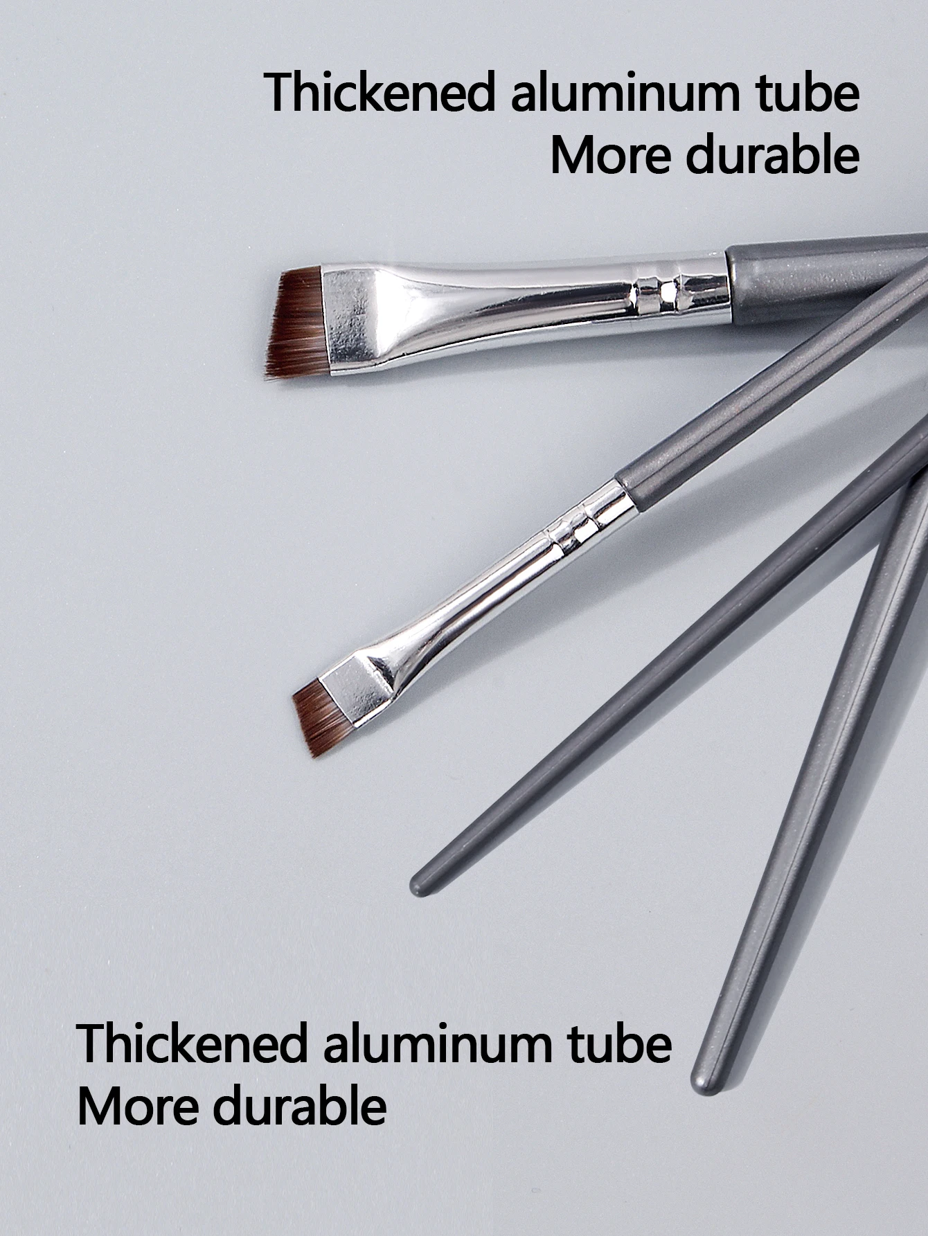 2PCS 超薄型ファインベベルブレードアイライナーブラシ、目と目の下のディテール用の多目的初心者向けメイクブラシツール