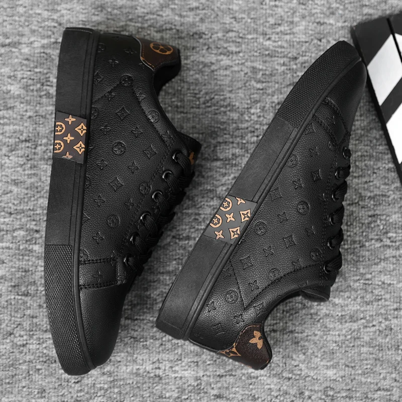 

Brand Men Leather High-Top Skateboarding Shoes Men's Sneakers Male Flats Non-Slip Sport Shoes Zapatillas Hombre Mens Footwear