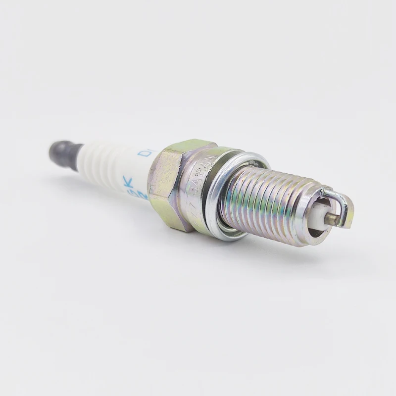 4pcs/lot 96464000 High Quality Normal Spark Plug For Kalos Aveo 1.2L 16V Car Accessories