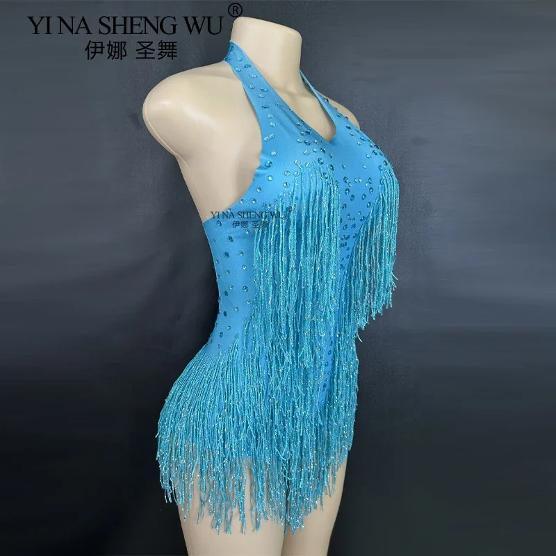 Abito da ballo latino da donna Costume da spettacolo teatrale Nappa con diamanti lucidi Gonna senza maniche con collo appeso Tuta sexy con frange jazz