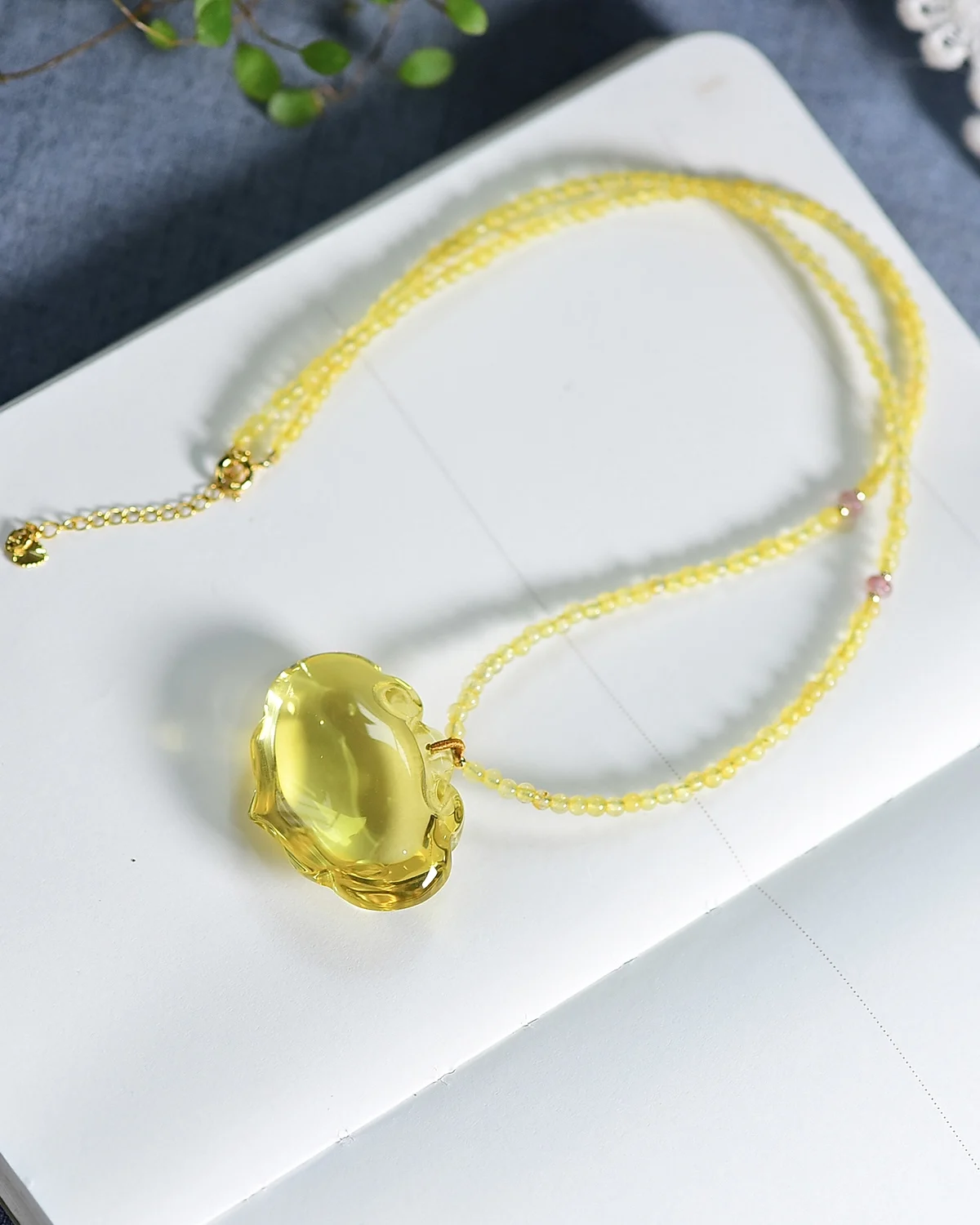 Natural Yellow Citrine Quartz Crystal Women Men Pendant 41.7*30.7*16mm Safe Lock Wealthy Rare Bead Necklace Jewelry AAAAA