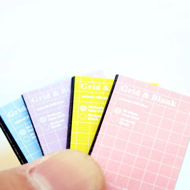 4Pcs/Set Mini Cartoon Exercise Book Model For Dollhouse Accessories DIY Study Room Decoration Miniature Items Doll House Gifts.