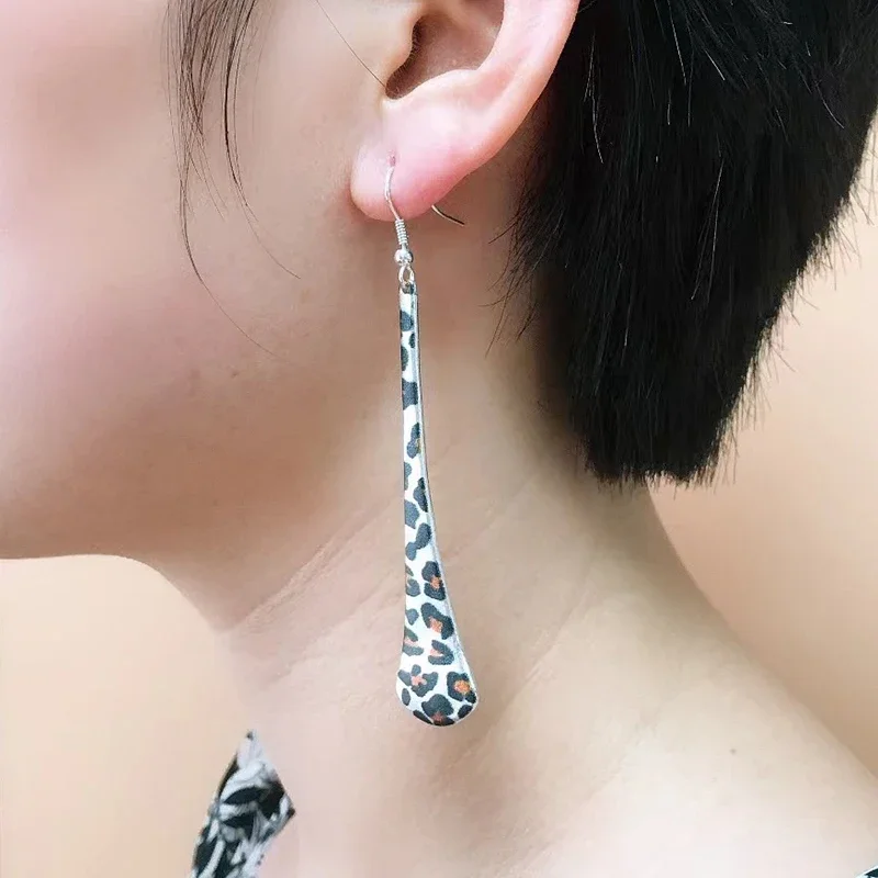 Trendy Classic Geometric Leopard Print Metal Earrings Elegant Simple Europe Design Earrings for Women Female Accessories