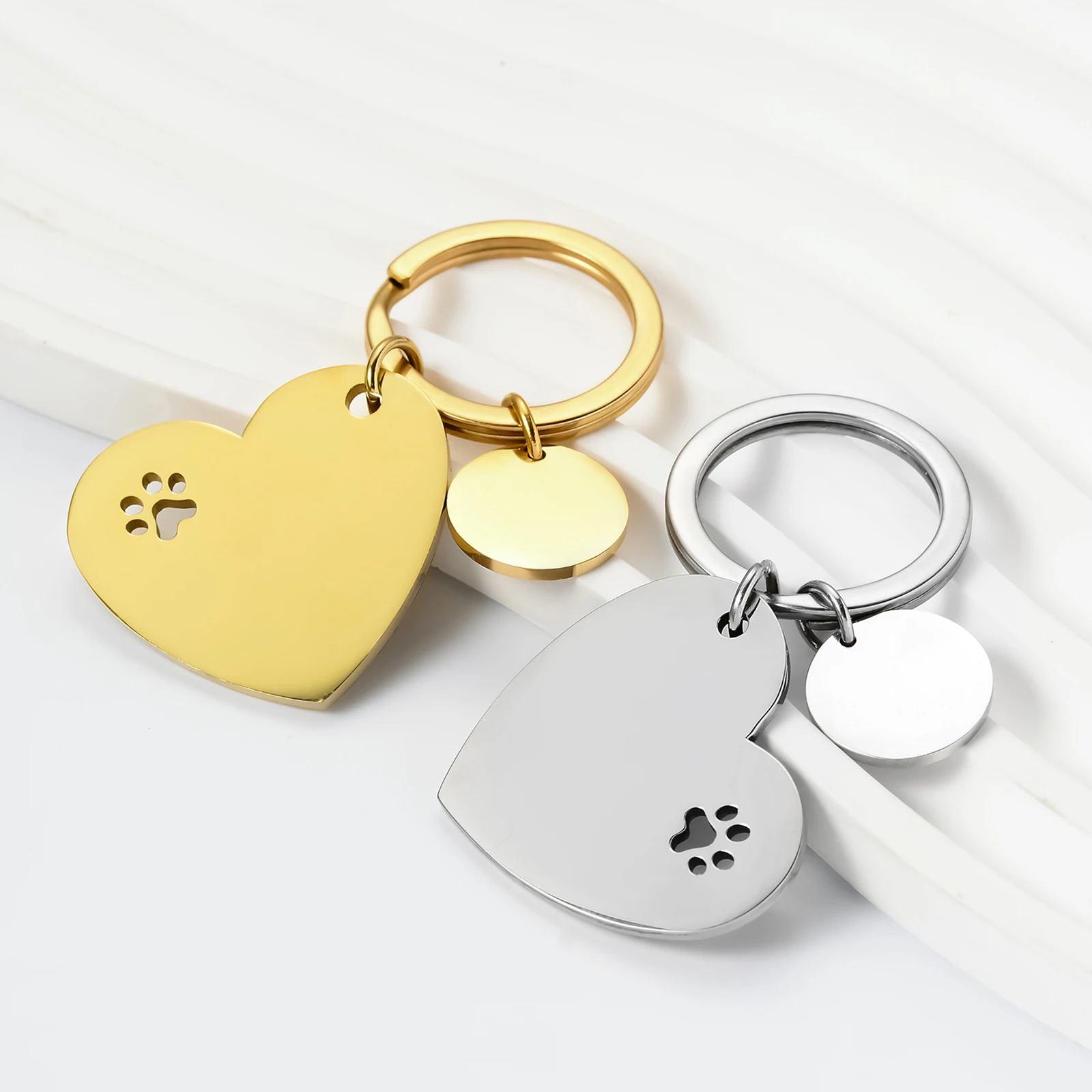 LLavero de acero inoxidable con estampado de pata de corazón para mascota, colgante redondo con Etiqueta de perro en blanco, personalizado, fabricación de joyas DIY, 3 piezas