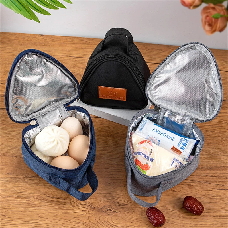 Borsa termica per l\'isolamento della colazione Mini borsa triangolare per il pranzo con palline di riso borsa per alimenti portatile carina Bento