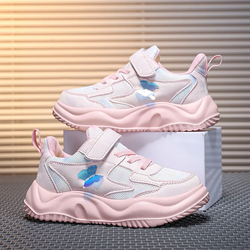 

Детская спортивная обувь, весенняя модная кожаная розовая дышащая противоскользящая легкая повседневная обувь для девочек с бабочками, детские кроссовки на плоской подошве