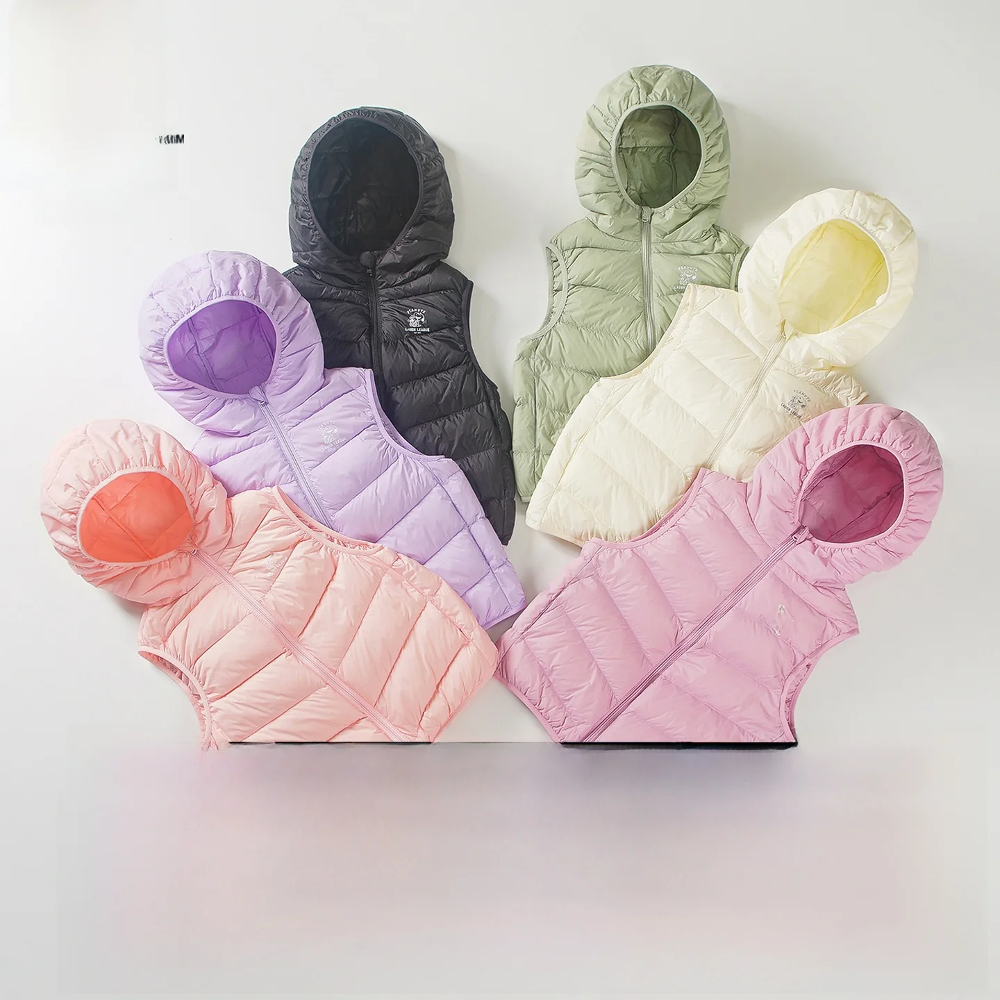 スヌーピー軽量ダウンベスト男の子-90-ダウンフード付きジャケット学校制服上着ベビーコート漫画アヒルの子暖かいジッパー