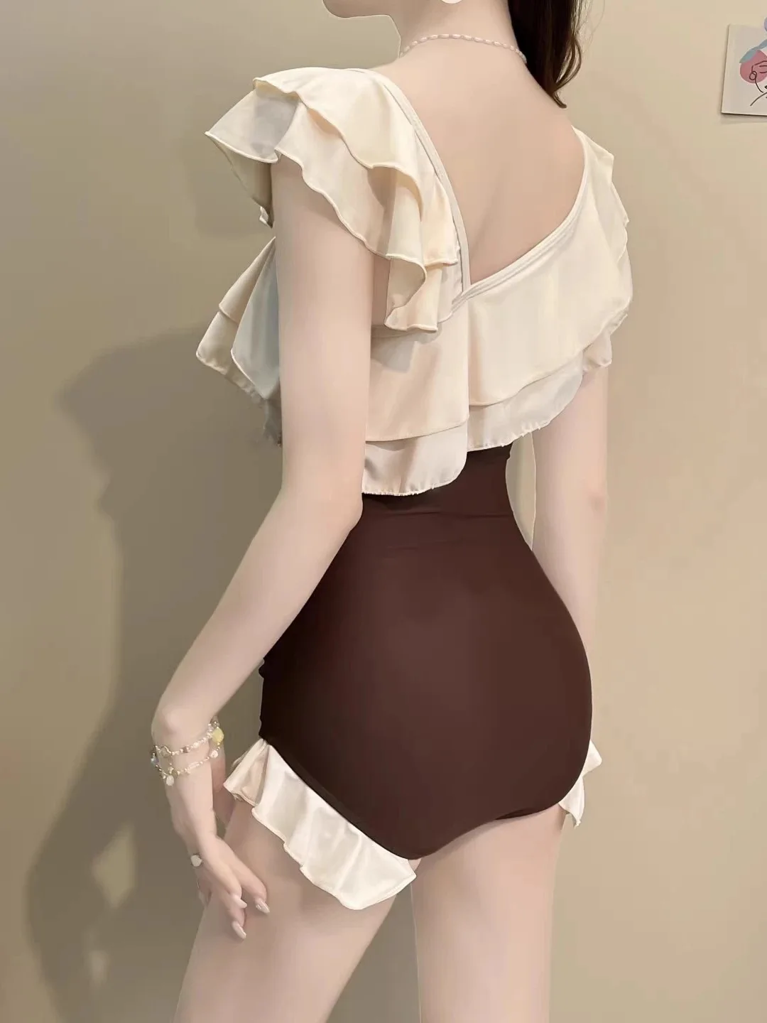 

Sweet Sle One-Piece Swimsuit Women's Low Cut Butt Covering Thermal Pool Swimwear Small Chest Concealable Removable Pad