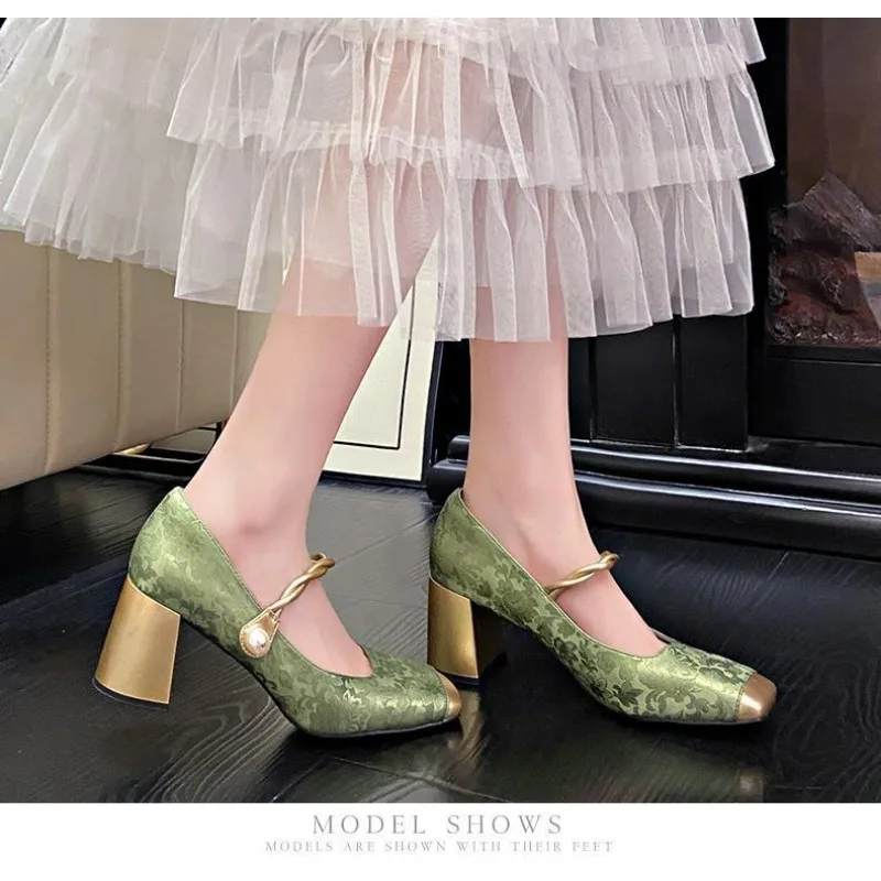 Factory direct sales 2026 new square head splicing face printed thick heel new Chinese Yuya Mary Jane high heels women\'s shoes
