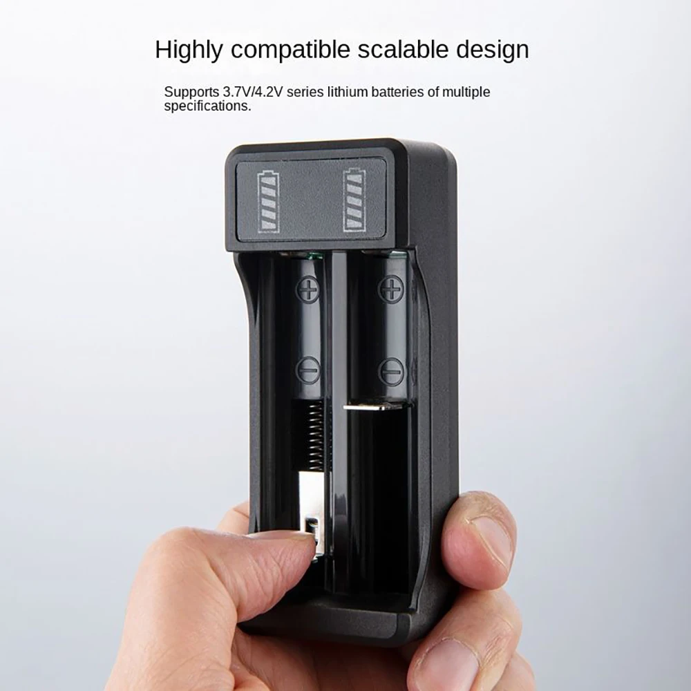 18650 Battery Charger Black 2/4 Slots DC 5V Charger For 18650 14500 10440 Battery 3.7V Rechargeable Lithium Battery Charger