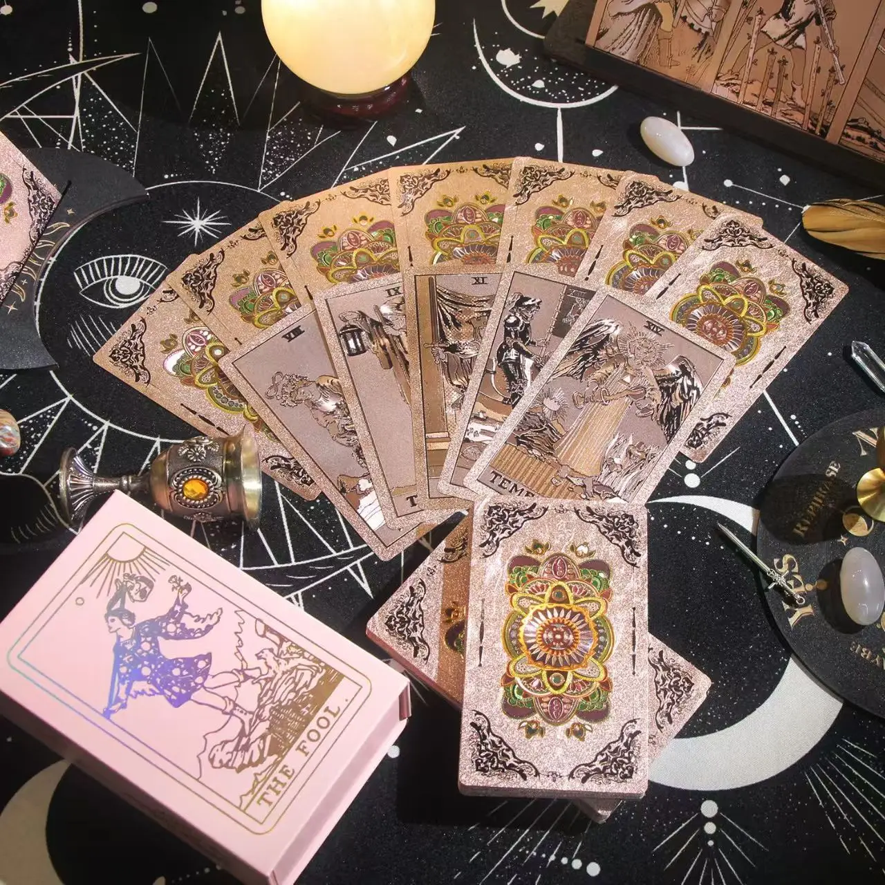 2025 New Tarot Cards Lolita Pink Dream Gold Foil Hot Gold Medal Color 80 Plastic Waterproof Board Mysterious Board Game Cards