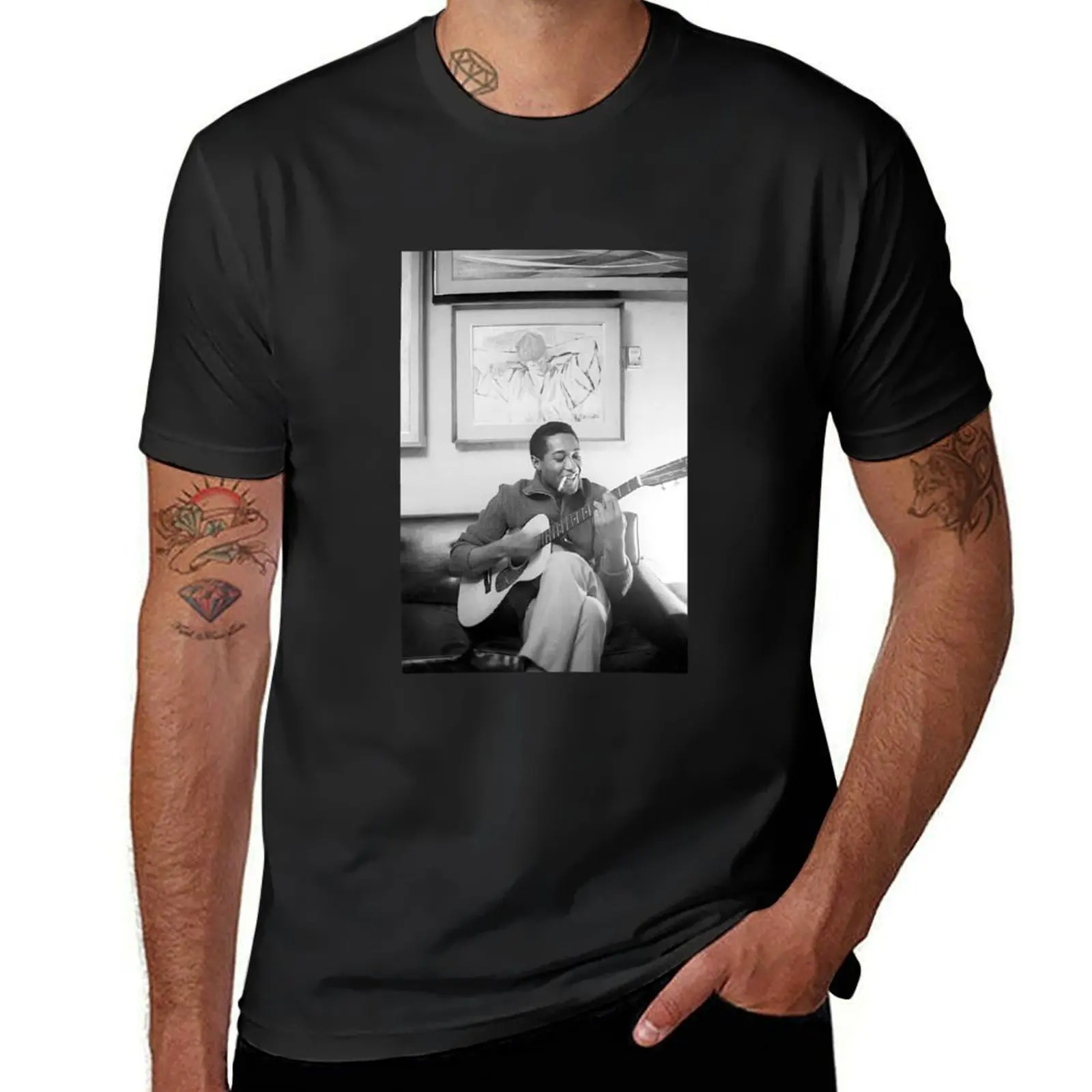 

Sam Cooke Playing Guitar T-Shirt Short sleeve tee plus sizes Blouse oversizeds oversized t shirt men