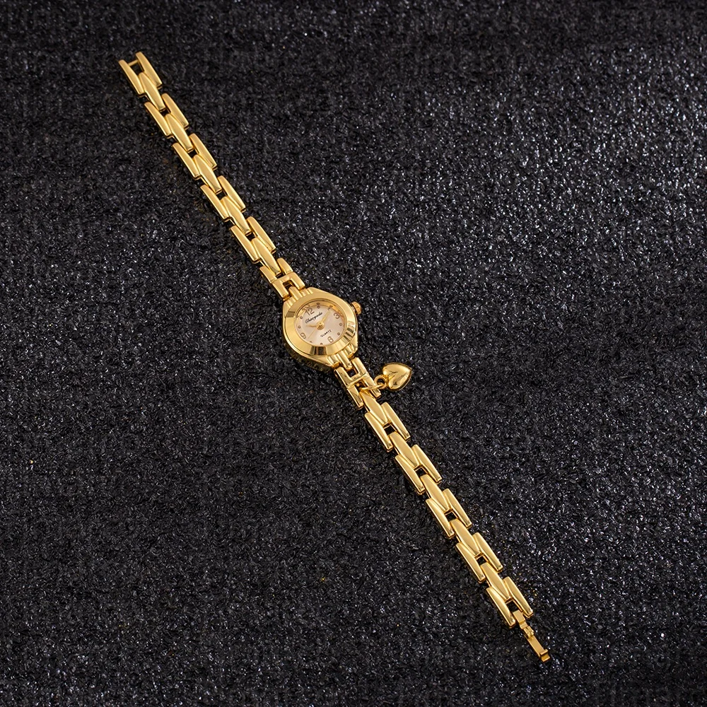 جديد إمرأة سوار ساعة أنيقة ذهبية صغيرة الهاتفي السيدات كوارتز ساعة اليد خمر الساعات الفاخرة النساء ساعة montre فام