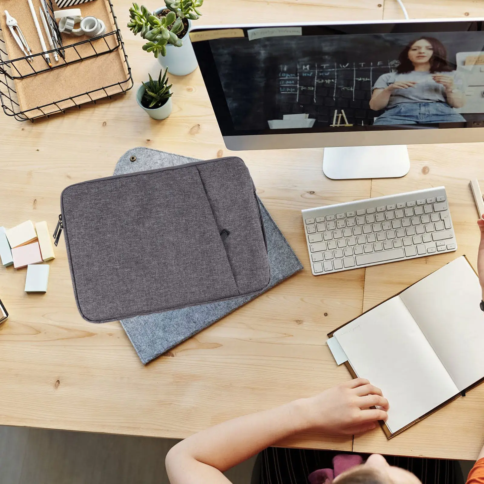 

1Pcs Waterproof Laptop Sleeve Bag Lightweight Portable Protective Sleeve Case for 13-15.6 Inch Notebook with Handle Multi-Layer