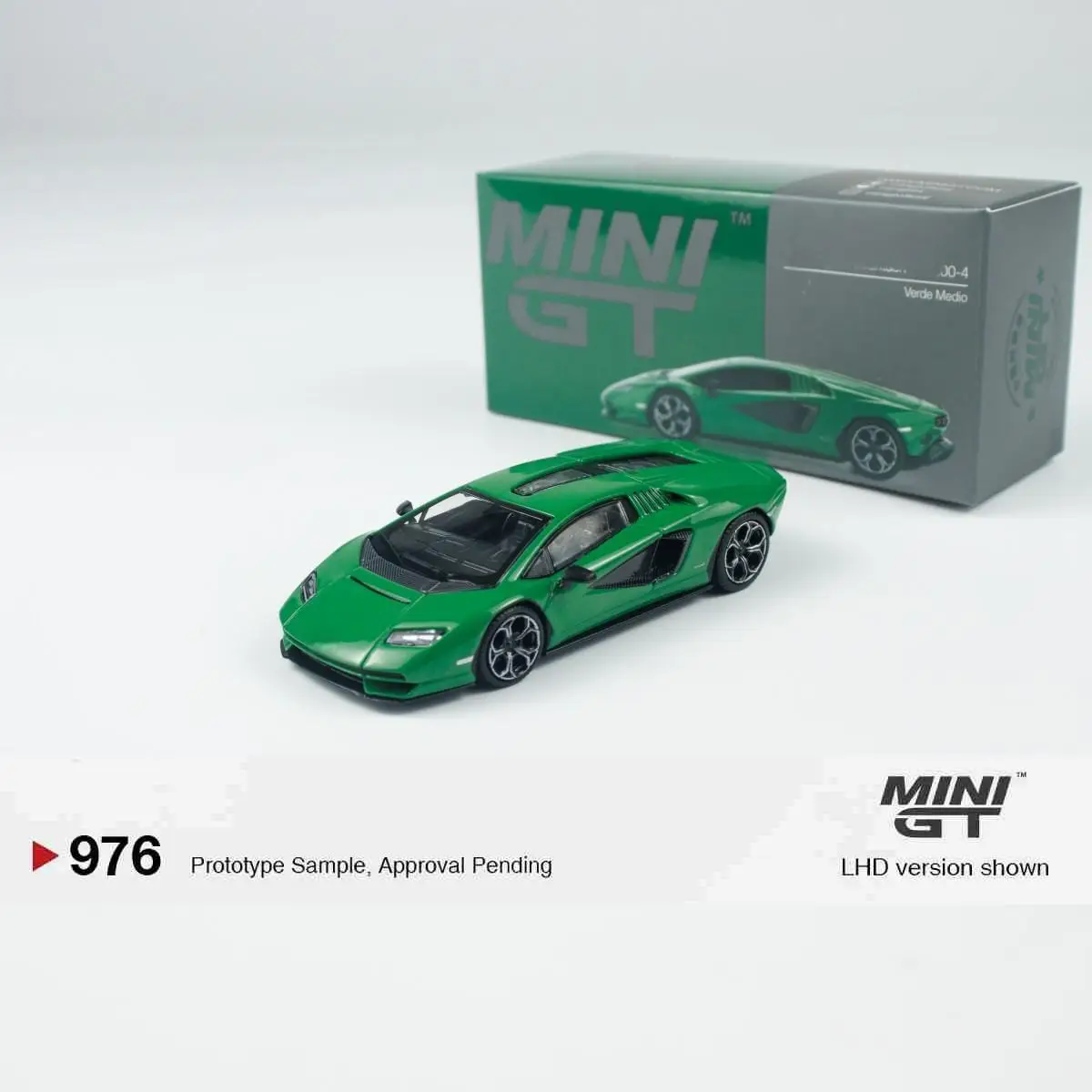 

TSM MINIGT 1:64 LPI 800-4 minigt 976 Verde Medio Green, литая под давлением модель автомобиля из сплава, коллекция подарок