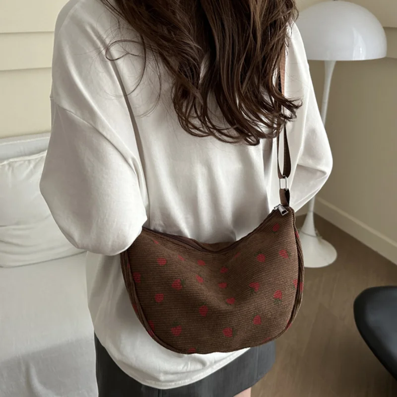 Aardbeienprint Zwervertas Student Zomer Forens Crossbody Hobo Tas Corduroy Verse Sierlijke Dames Schouder Onderarmtas