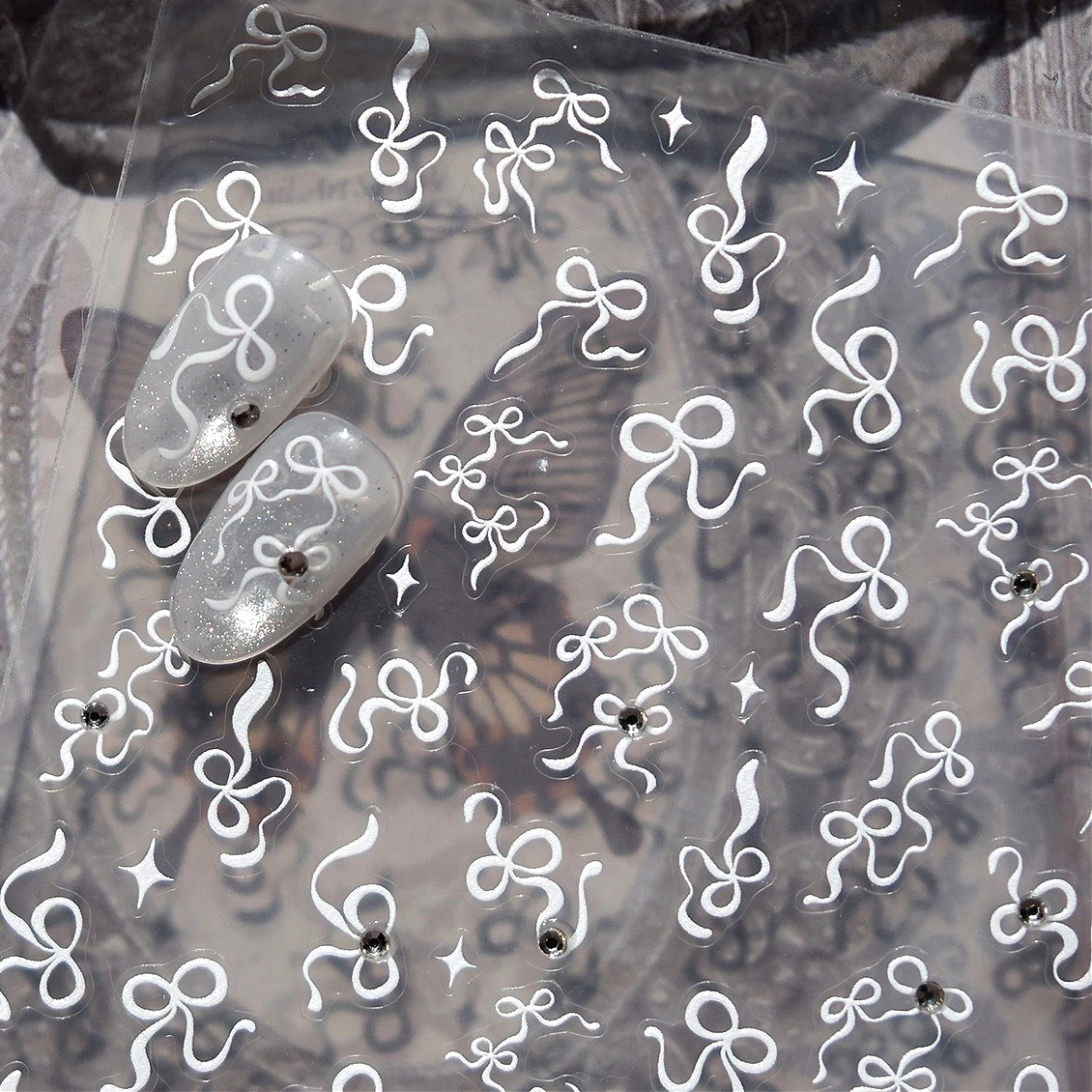 

Cute Bowknot Shiny Rhinestones Gold Silver Pink White Red Black Ribbon Pearl Leopard Print Bow Tie Star Nail Art Stickers Decals