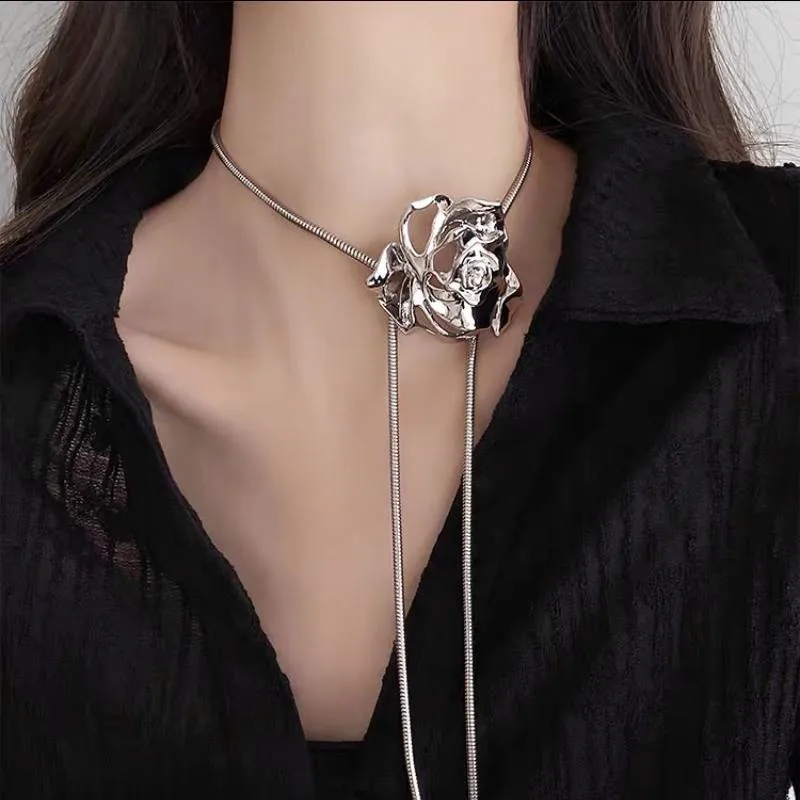 Высококачественное женское ожерелье с розой и нишевым дизайном Y2K, милая и крутая цепочка на ключицу, модная выдвижная цепочка на талию для горячих девушек
