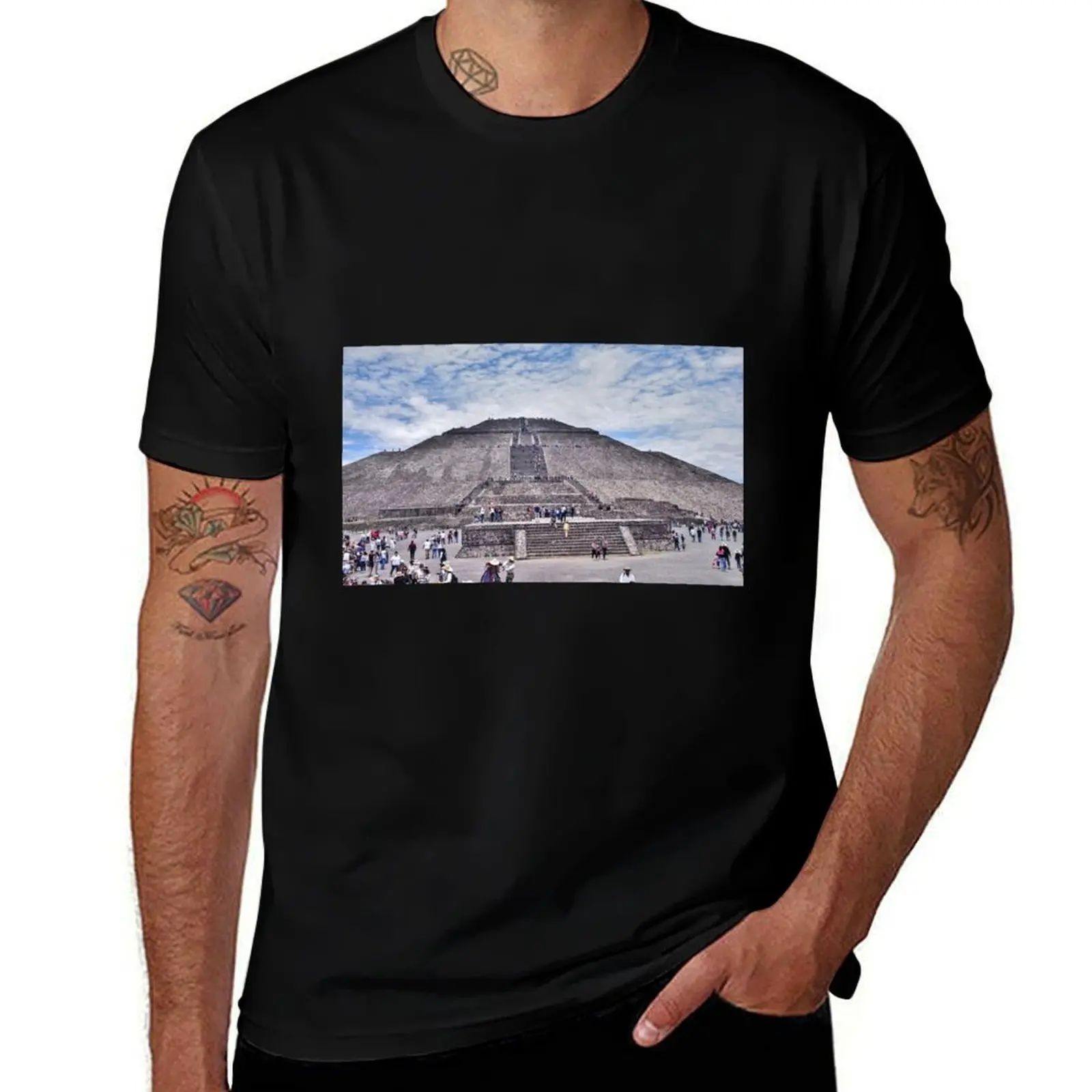 

Teotihuacan T-Shirt Independence Day Short Sleeve T-Shirt