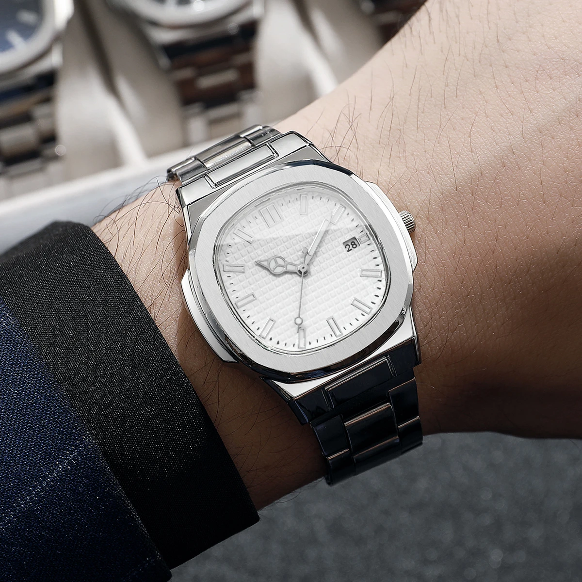 1PC เซอร์ไพรส์นาฬิกาลึกลับ Blind Box-Fashion Square Men Business Watches Simple Calendar Quartz Watch Reloj Hombre(ไม่มีกล่อง)