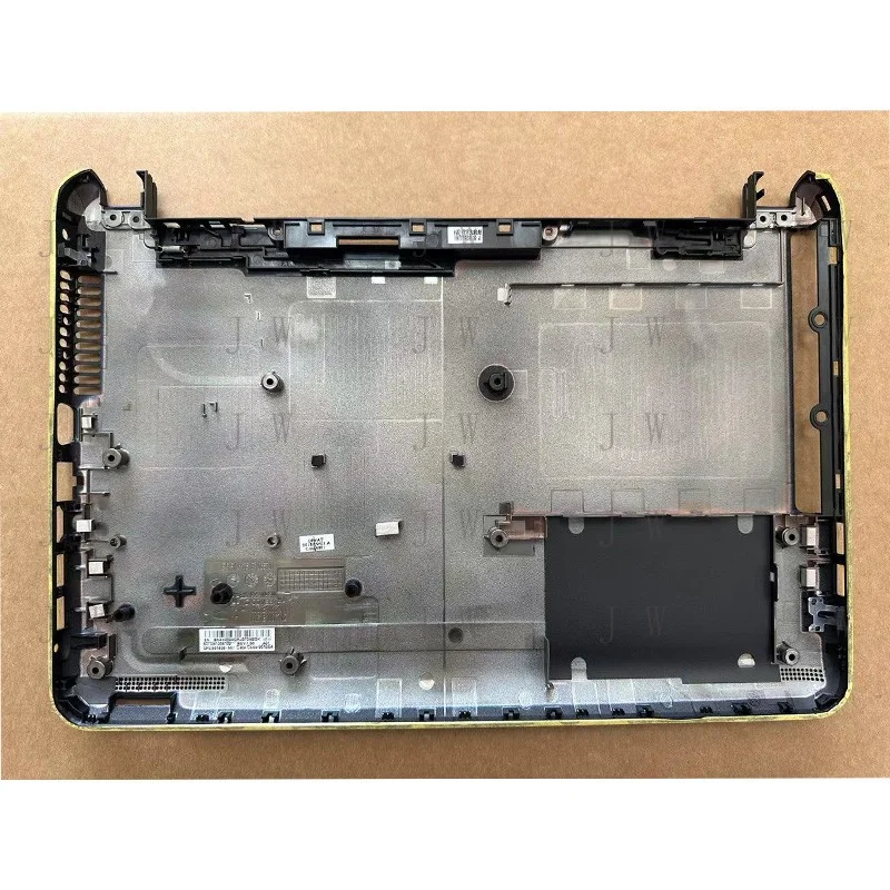 

Нижняя крышка корпуса для ноутбуков HP 340 348 G3 G4 14-AC, артикул 851535-001