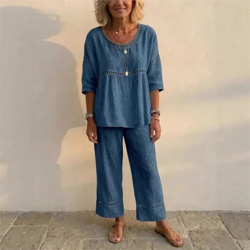 

Новый модный комплект: блузка с рукавом три четверти и вырезами, однотонная, + повседневные свободные брюки с широкими штанинами, комплект из двух предметов