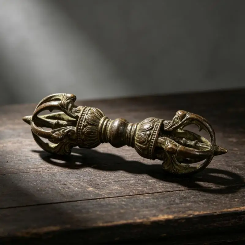 Chinese Antique Bronze Four Prong Vajra Pestle Tibetan Buddhism Tantric Dharma Tool Religious Collectible Ornament