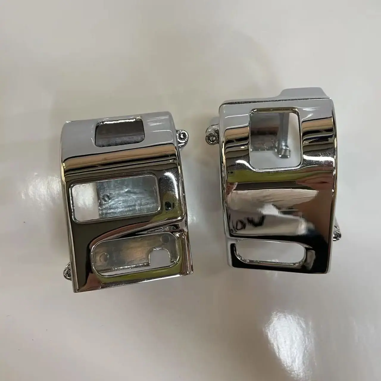 

Motorcycle Parts Switch Housing Cover Kit For KAWASAKI 2004-2012 VULCAN 2000 2006-2012 VULCAN 900