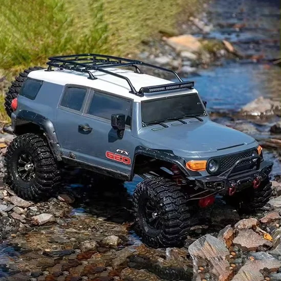 

1/10 RGT FJ Cruiser EX86120 4WD Professional Remote Control Climbing Car 2.4G Electric Off-road Model Car Adult Children's Toys