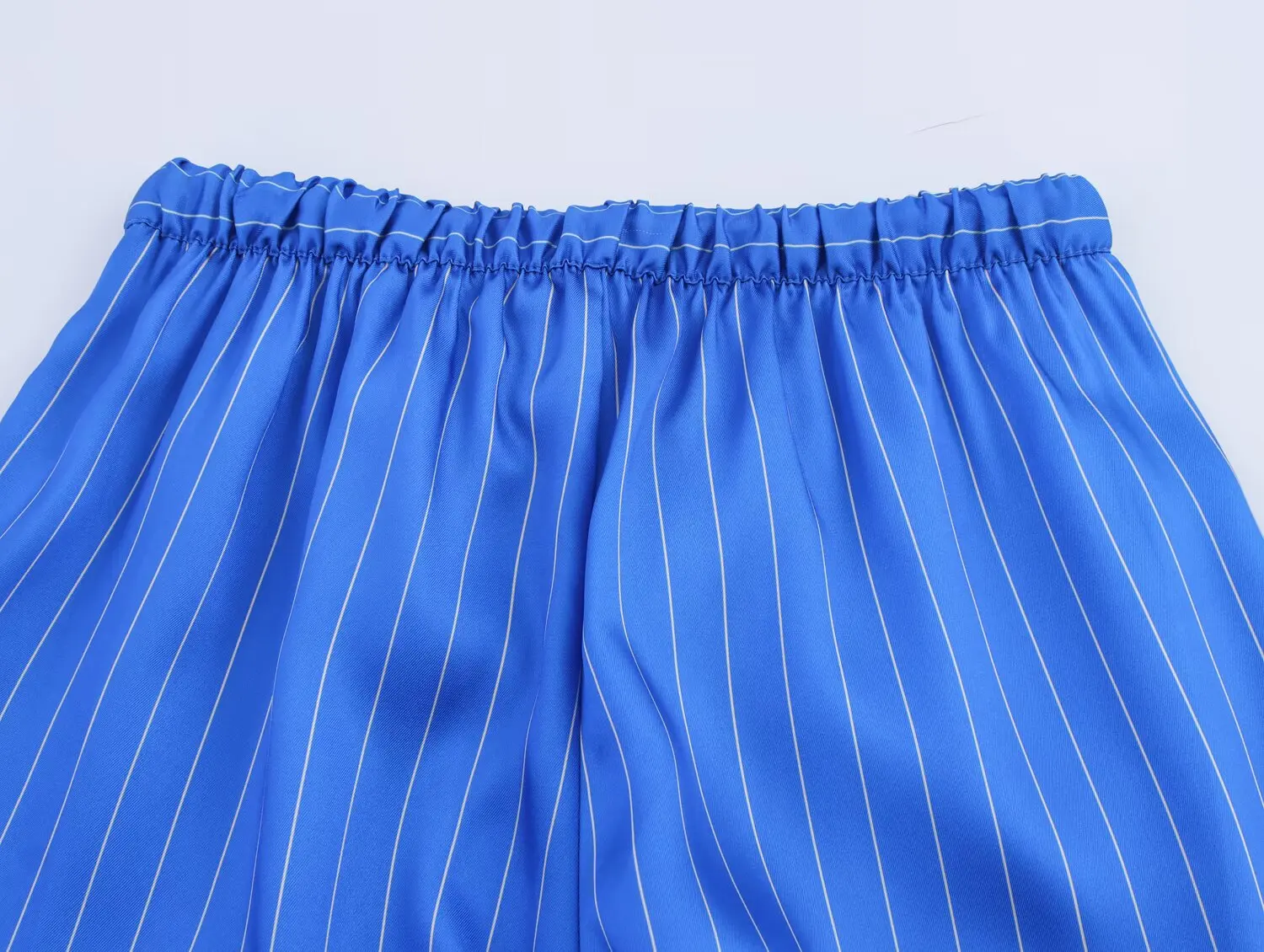 กางเกงขายาวทรงหลวมเอวสูงสไตล์ยุโรปและอเมริกา แฟชั่นทันสมัย ใส่ได้หลากหลาย สำหรับผู้หญิง ปี 2025