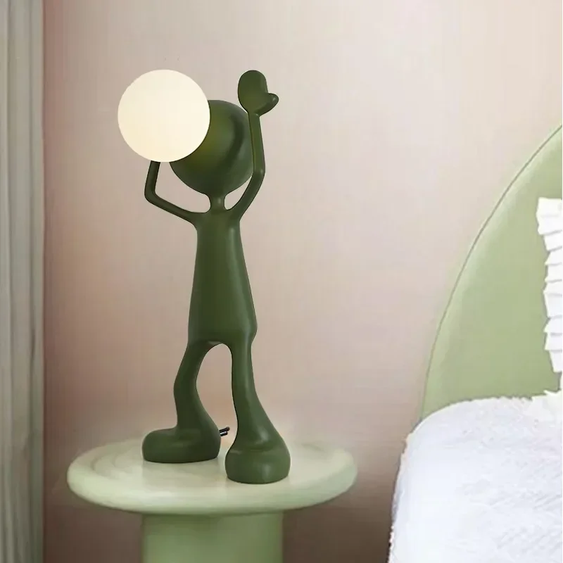 Nordic Creative Humanoid Sculpture Desk Lamp Modern Art Headlamp for Living Room Bedroom Study Home Decoration Ornament Light