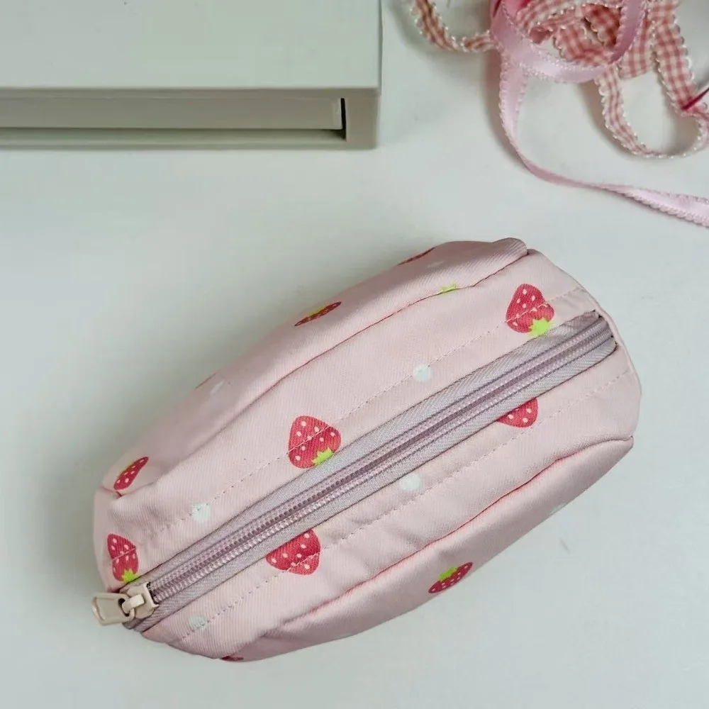 Multi-Purpose Strawberry Polka Dot Print Makeup Bag Large Capacity Portable Cosmetic Organizer Pouch Travel Wash Bag