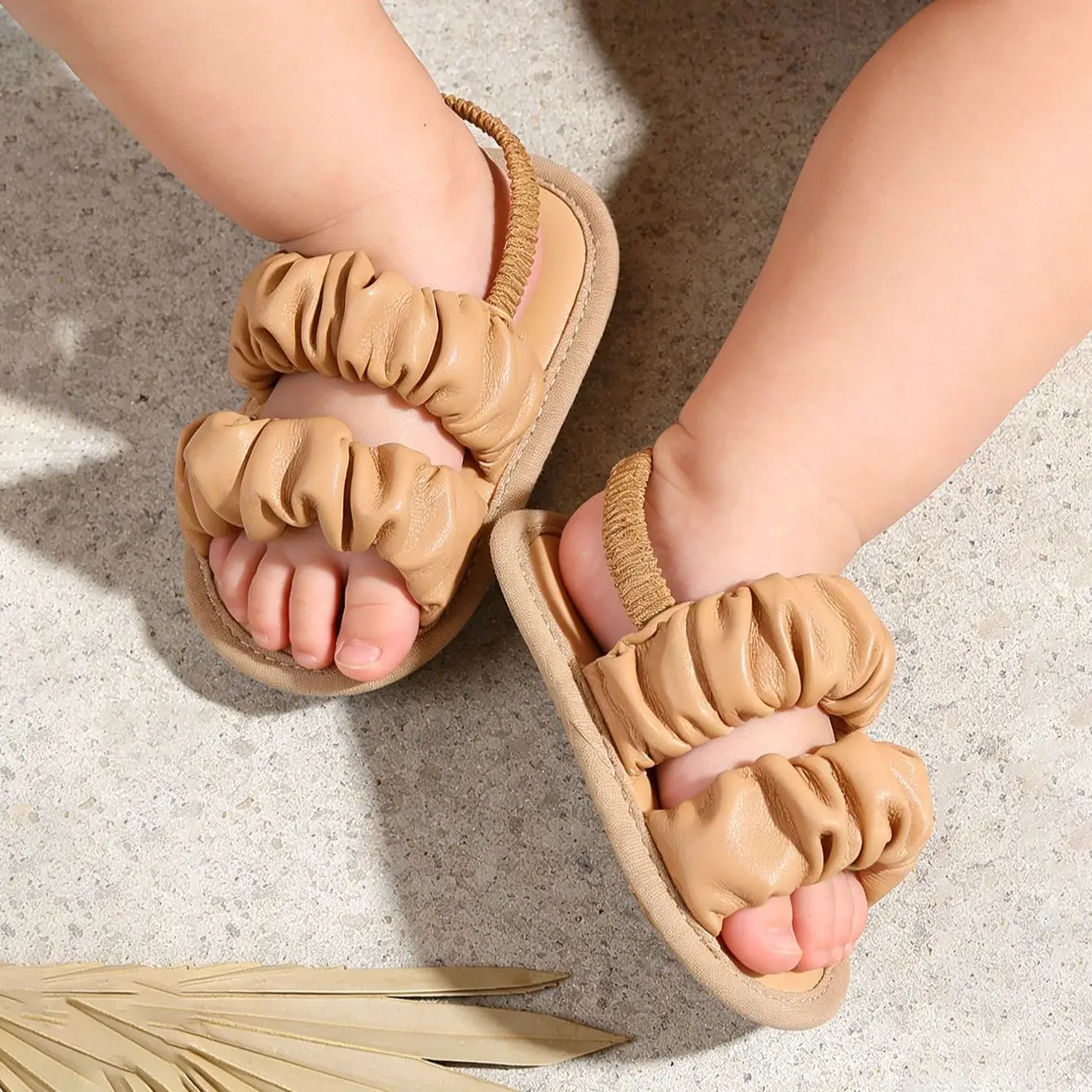 

Girls' sandals, summer shoes, breathable and non slip, outdoor first step for learning to walk, children's shoes